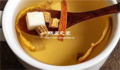 喝陈皮茯苓茶后的排湿反应